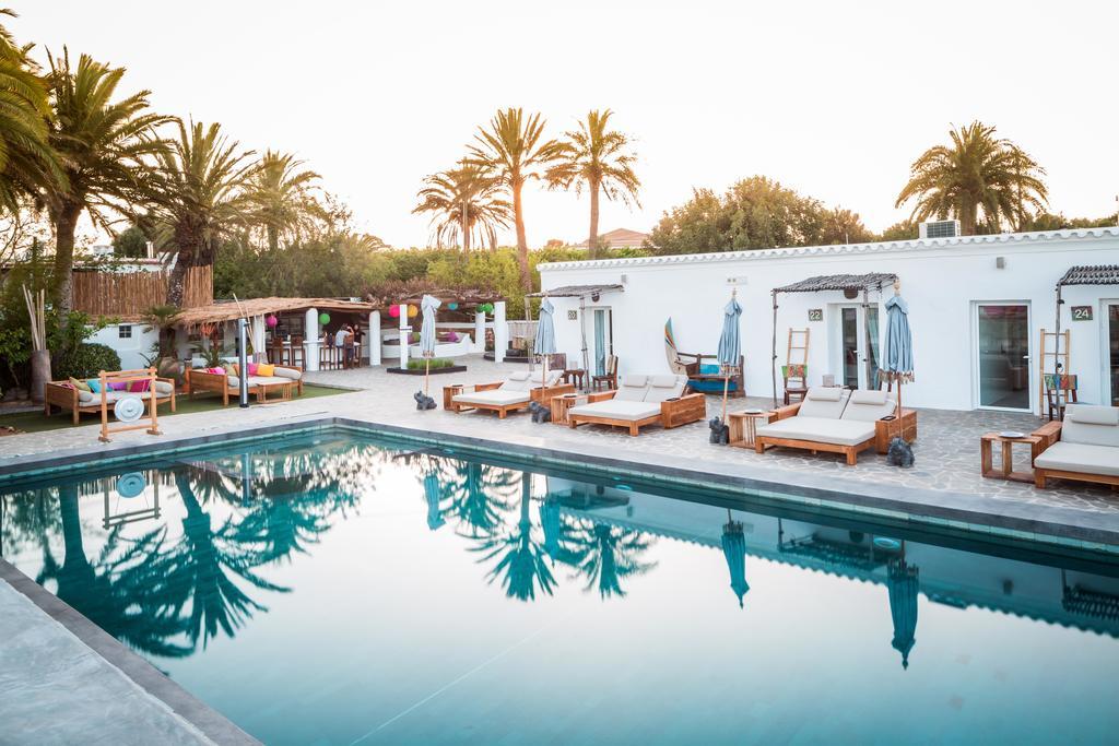 Ibizazen Hotell Santa Eularia des Riu Exteriör bild