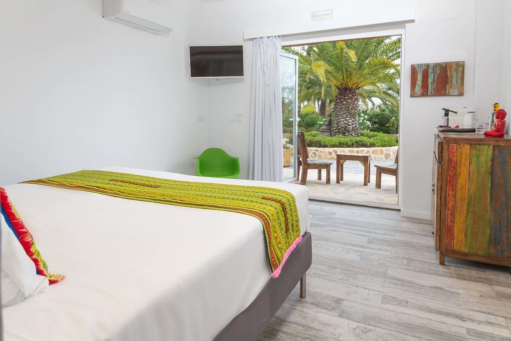 Ibizazen Hotell Santa Eularia des Riu Exteriör bild